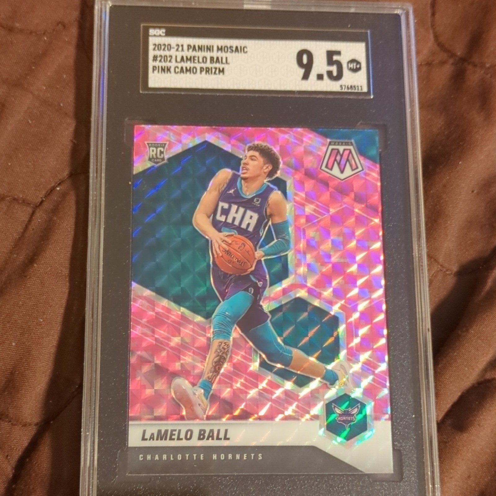 Panini 2020-21 Mosaic LaMelo Ball #202 Pink Camo Prizm SGC 9.5 Charlotte Hornets