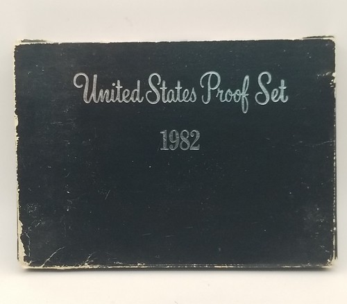 1982 & 1983 United States Proof Sets #20138 - Picture 2 of 19