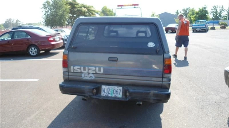 Módulo de control electrónico ECM del motor 2,3 L compatible con 90-93 ISUZU CACHORRO (RECOGIDA) 3260429 Foto 3 de 4