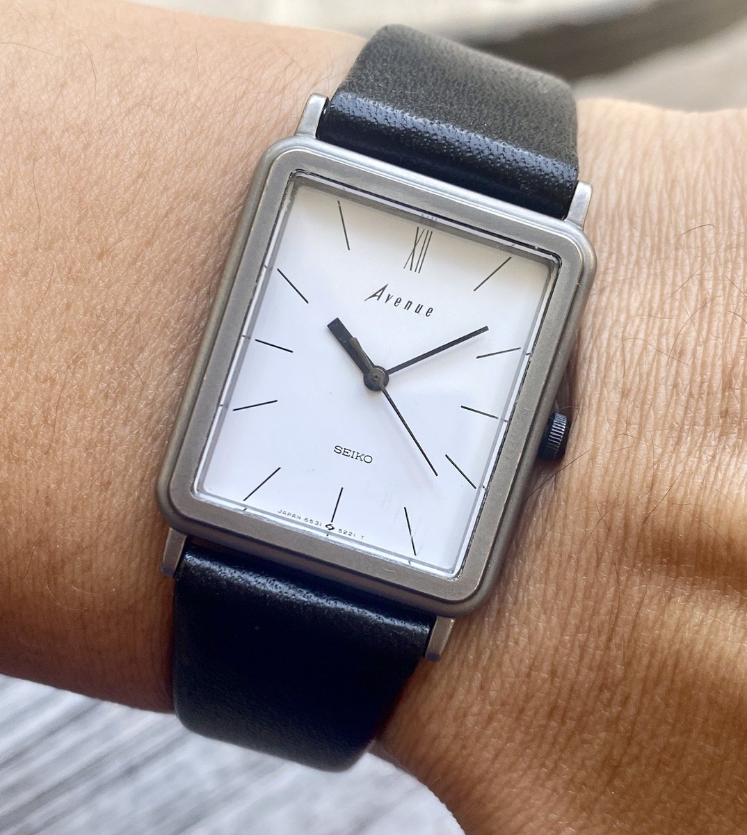 1985 Vintage Seiko Avenue JDM Quartz 25mm Bauhaus Tank Titanium