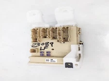 2016-2018 Toyota Rav4multiplex Junction Fuse Box 89221-0R120 82730-0R100