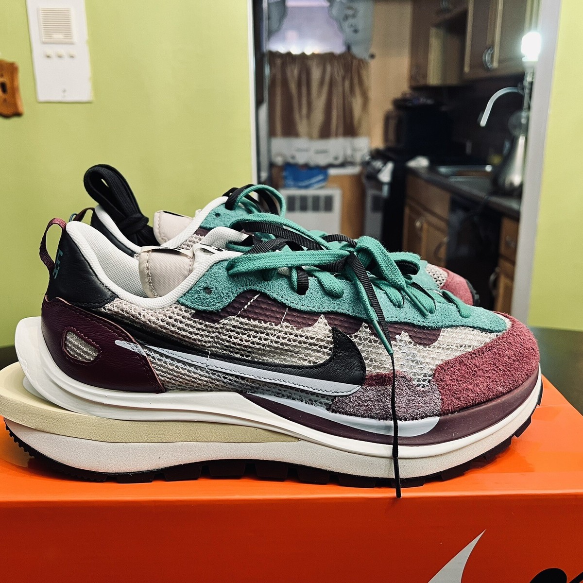 【新品】Sacai x Nike Vapor Waffle 厚底GREY/RED Sacai x Nike VaporWaffle 'Sail' — Kick Game