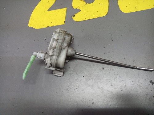 Audi A4 B5 Stellmotor Tankklappe Tankdeckel Zentralverriegelung 8D0862153 Avant