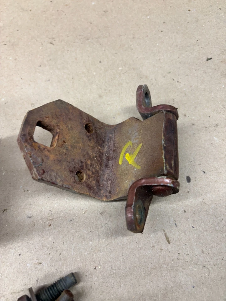 1973 1974 1975 1976 Dodge Dart Demon Valiant puerta derecha bisagras juego par oe Foto 4 de 4