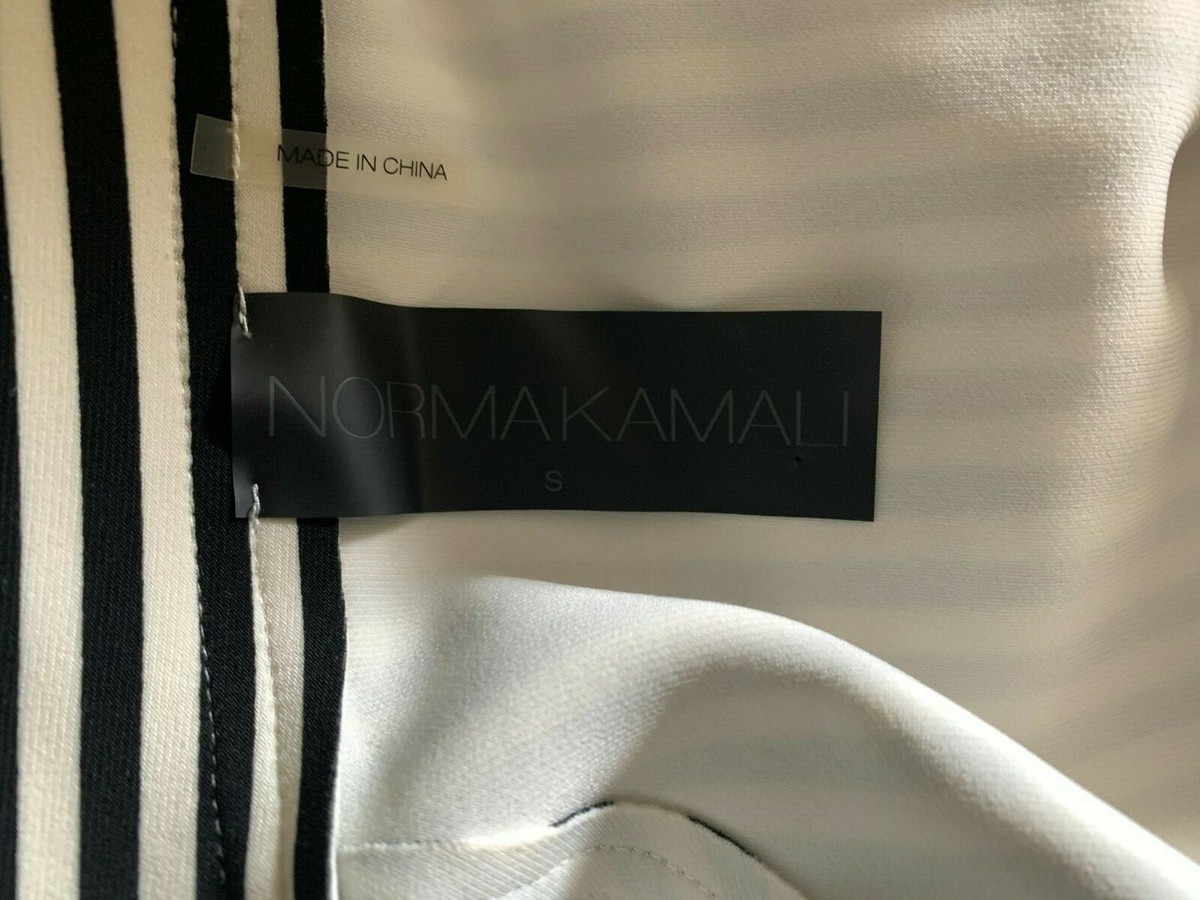 ★関税込★ Norma Kamali ブラック フリルジャケット SWEETHEART CATSUIT W/ FOOTIE – Black – Norma Kamali