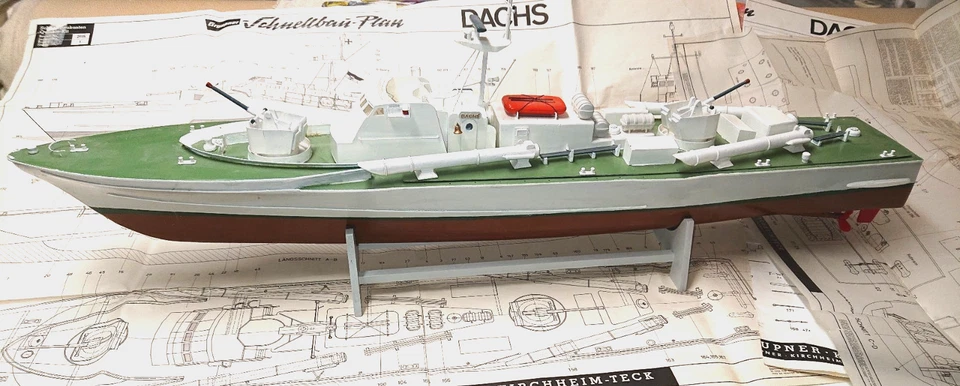 Graupner Schnellboot Dachs 1:45 fast fertig gebaut, mit Zubehör, mit 3 E-Motoren - Bild 2 von 4
