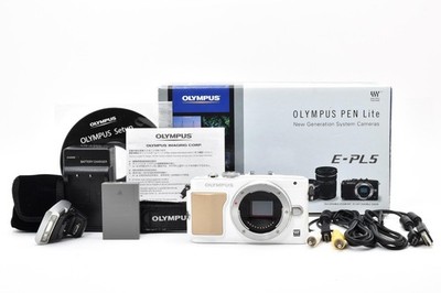 Olympus Pen Lite E-PL5 Digitalkamera Body Shutter Count5565 weiß mit Blitz 047