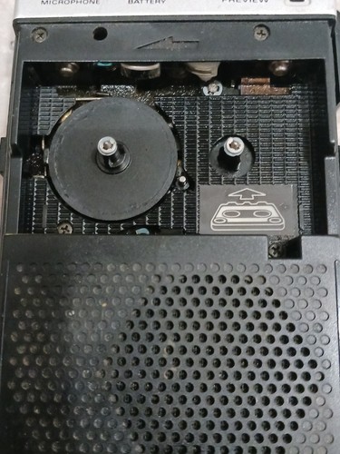 1 enregistreur SONY TC-150 & 1 SANYO MINI-TALK BOOK-TRC 3500.pour PIÈCES ou REPARATION. - Photo 14/19