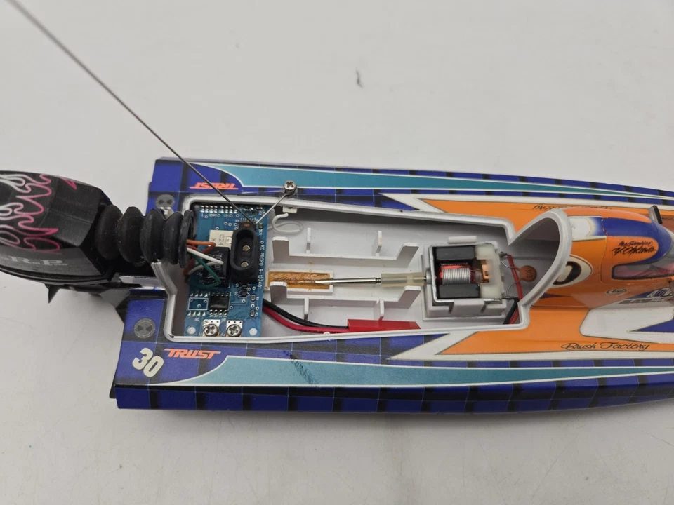 Kyosho Mini-Z Formula Boat Schnellboot - Bild 3 von 4