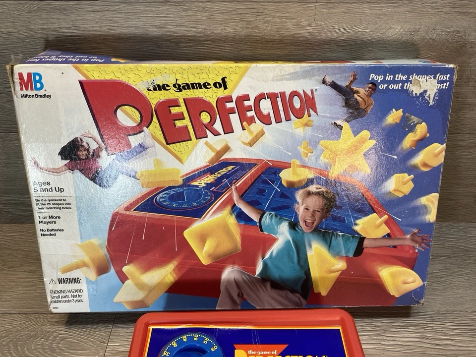 vintage 1989 1995 Milton Bradley Perfection Game Hasbro complete/WORKING - Image 4 of 4
