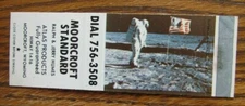 MOONCROFT STANDARD GAS STATION MATCHCOVER: MOONCROFT WYOMING (NEIL ARMSTRON) E22