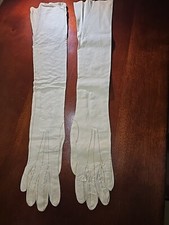 Antique Victorian Opera Length Cream Kid Leather Gloves
