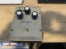 Big Muff effects pedal good condition working