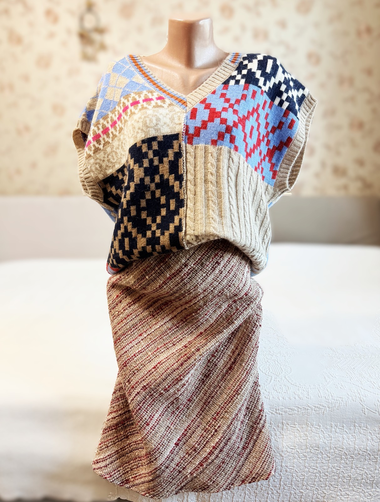 Weekend Max Mara patchwork women's wool knitted v… - image 1