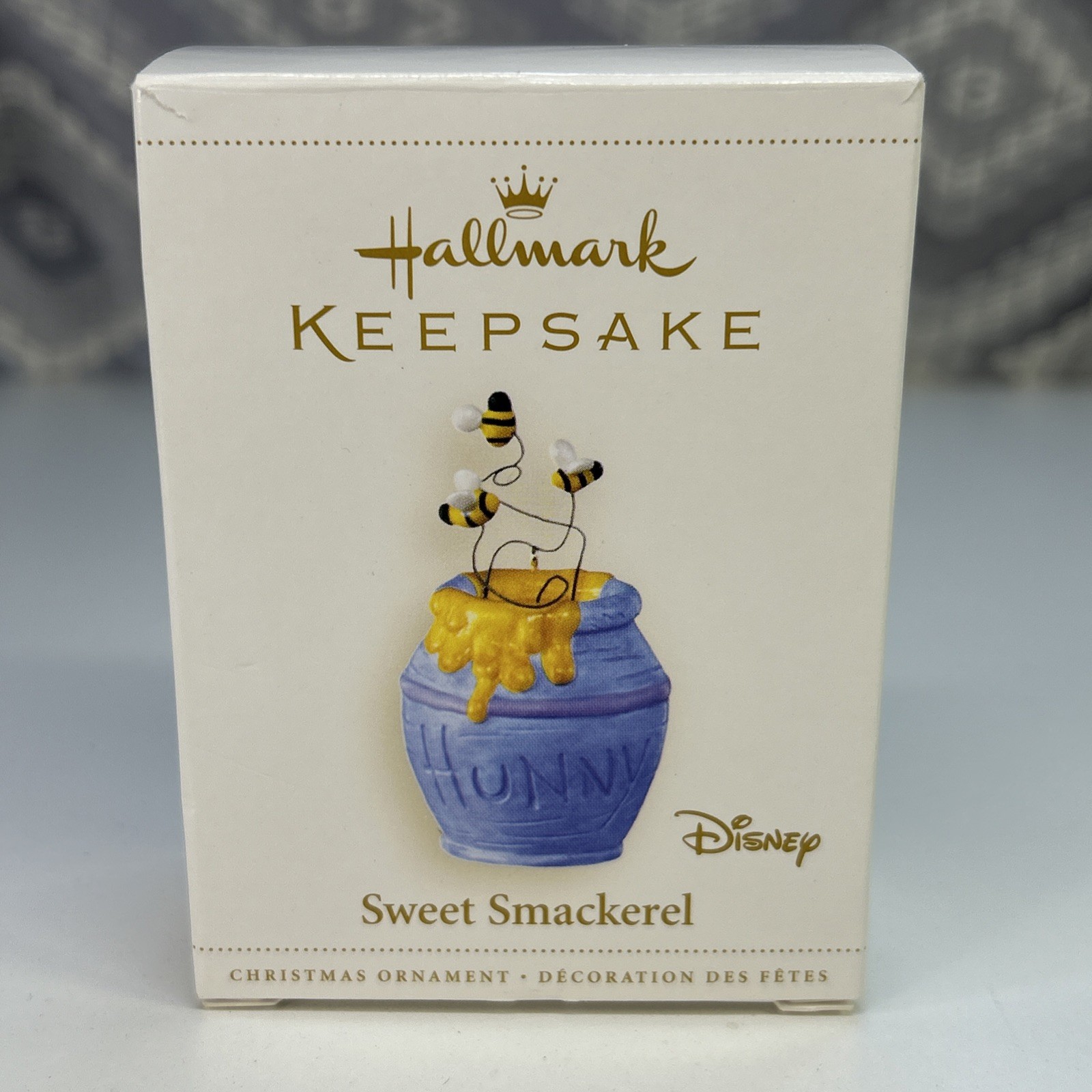 Hallmark Disney Winnie the Pooh Sweet Smackerel Ornament 2006 Keepsake Hunny Pot