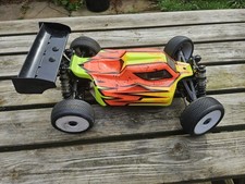 Xray XB8E 1:8 RC buggy