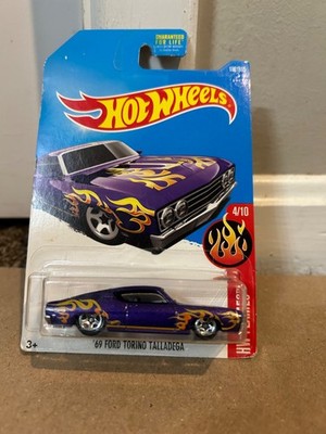 2017 Hot Wheels #182 HW Flames 4/10 69 FORD TORINO TALLADEGA Purple w/Chrome 5Sp