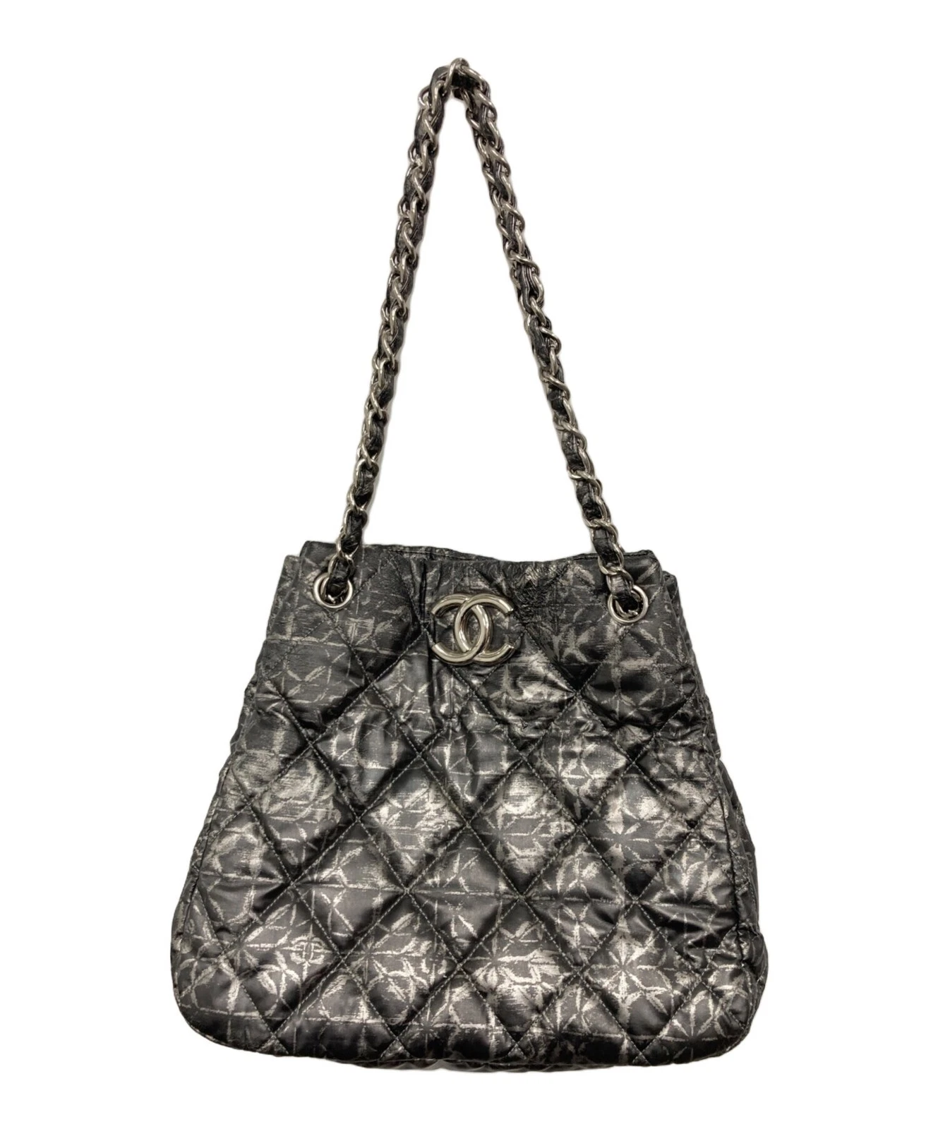 Chanel — CHANEL Gray Coco Mark Chain Shoulder Bag Leather Pre-Owned Auth SR1214