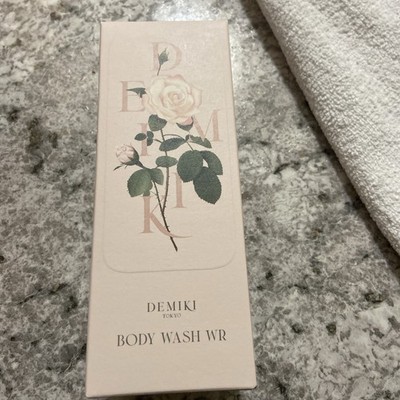 NIB SEALED Demiki Tokoyo Body Wash Wr 10 FL OZ. 300 ml Damascus Rose Extract   