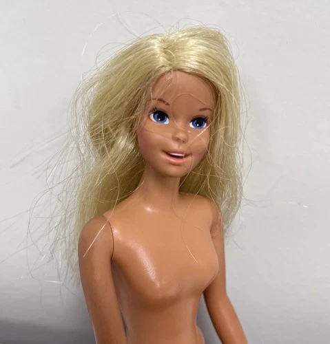 Vintage 1971-72 Sun Set Malibu Barbie Francie #1068 Blonde Tan Twist N Turn