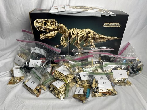 Lego T-Rex Skeleton (76968) Used