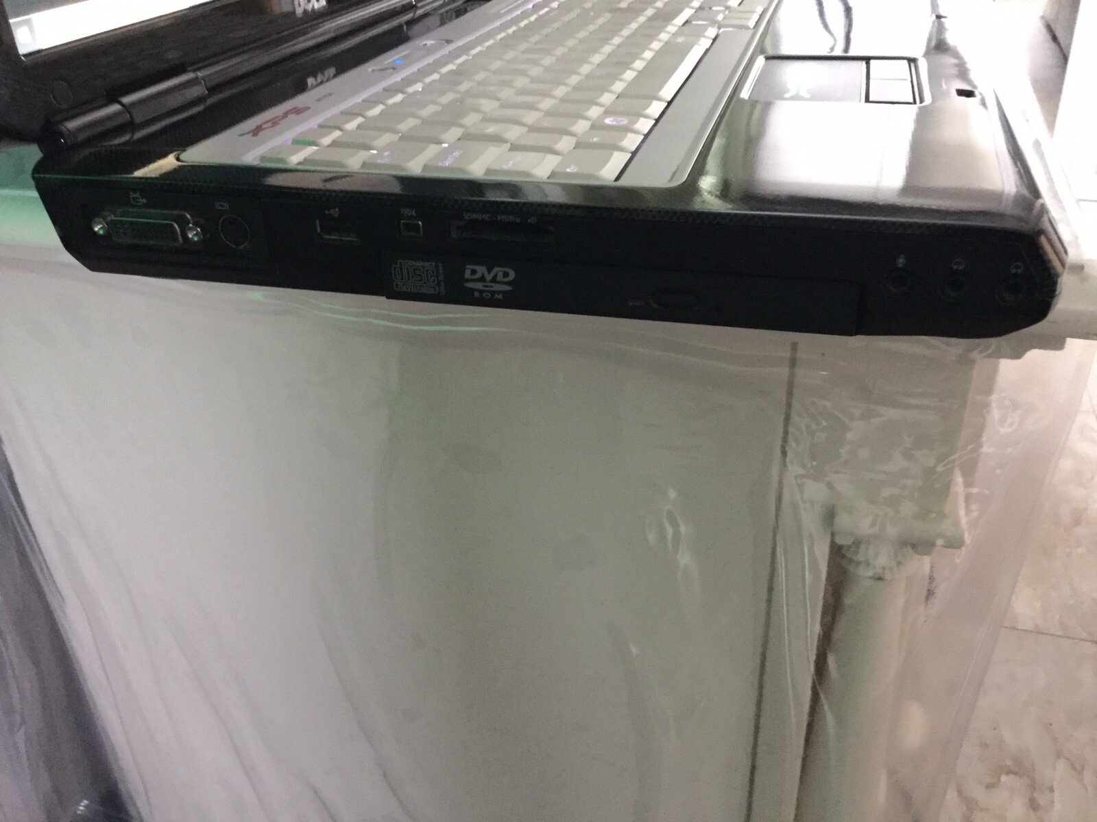 Dell XPS M1730 GamingLaptop mit Windows 10 Professional, Microsoft