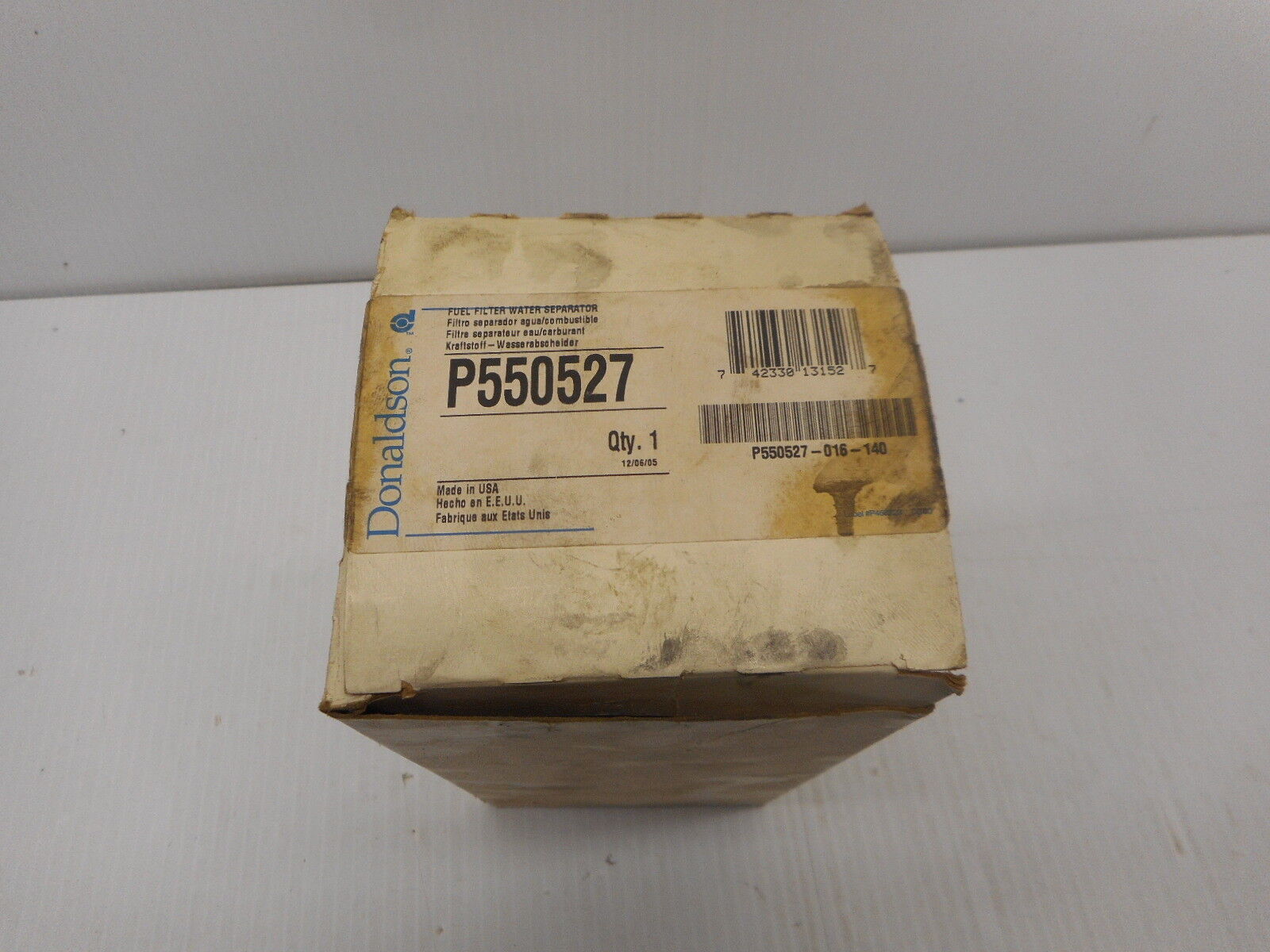 Donaldson Ford F250 F350 Fuel Filter P550527 New Old Stock 2 In Box