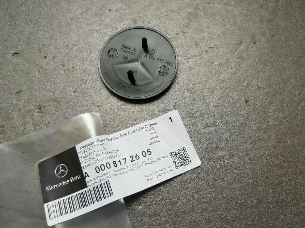 Mercedes-Benz W166 ML W166 GLE BLACK Hood Badge Emblem A0008172605 