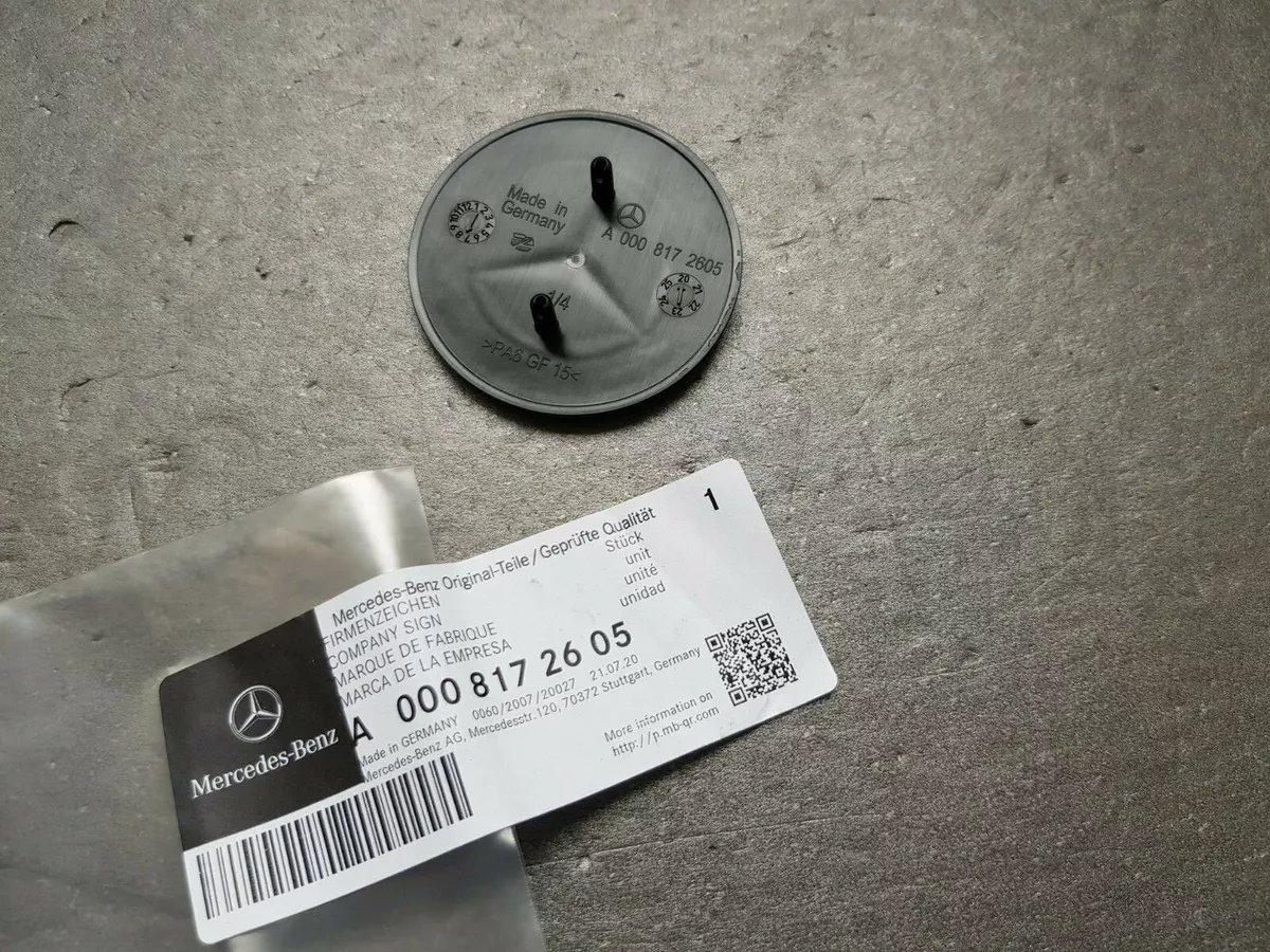 Mercedes-Benz W166 ML W166 GLE BLACK Hood Badge Emblem A0008172605 