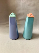 LINDT STYMEIST JAPAN COLORWAYS SALT PEPPER SHAKER TOWER PYRAMID TOP TURQUOISE
