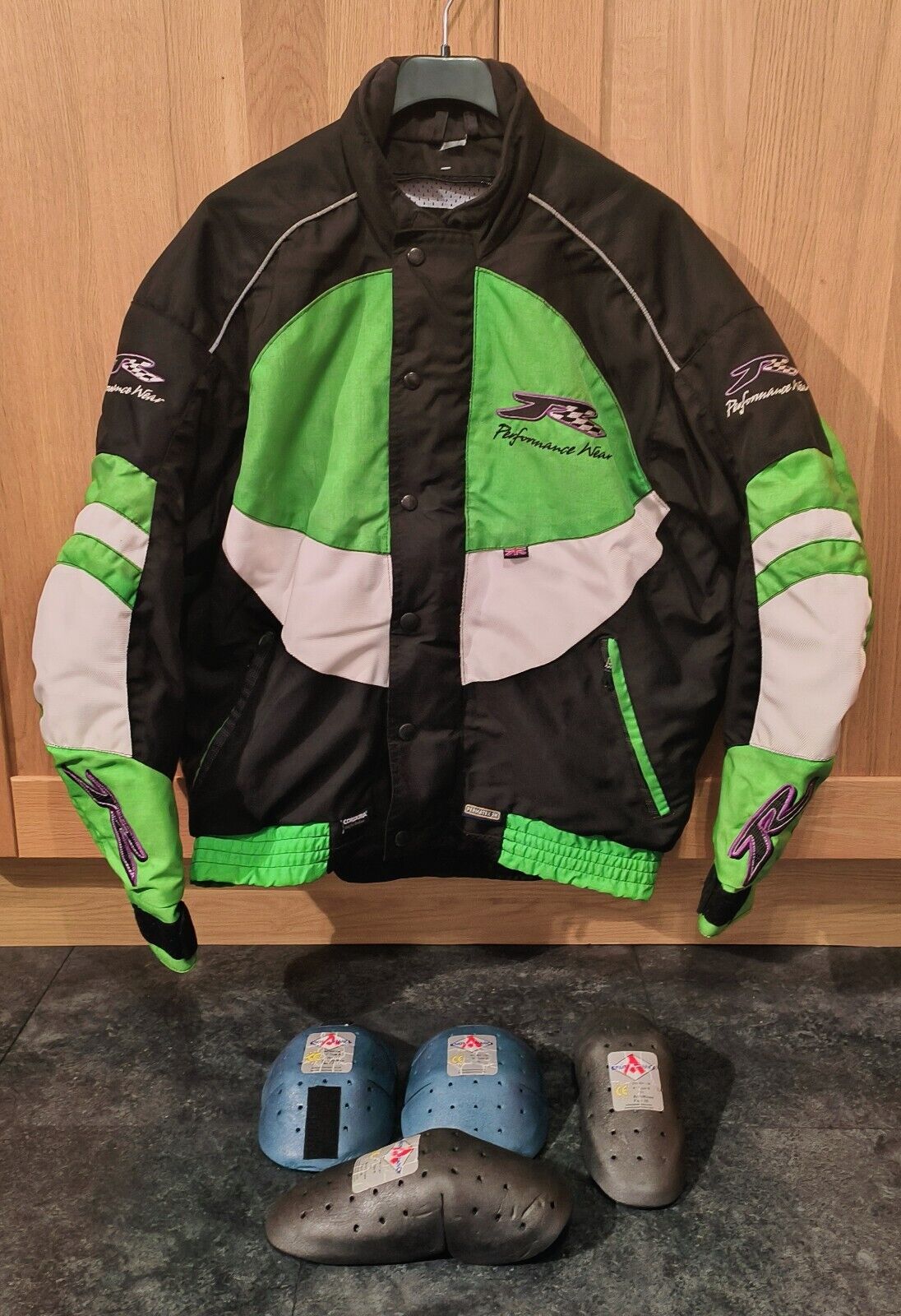 Picture 1 of 21