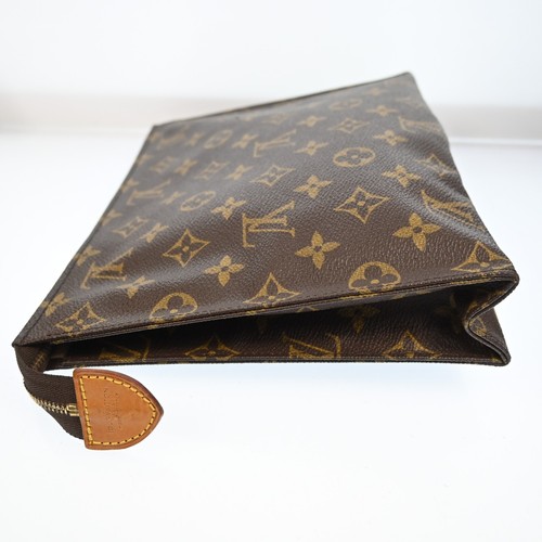 LOUIS VUITTON Monogram Poche Toilette 26 Pouch LV P4504CO706 - Picture 4 of 20