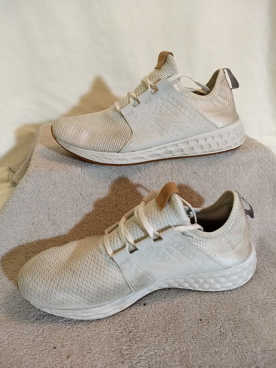 New Balance Fresh Foam シューズ ホワイト/ゴールド New Balance Fresh Foam X More v4 SZ 10 Womens White Gold Metallic