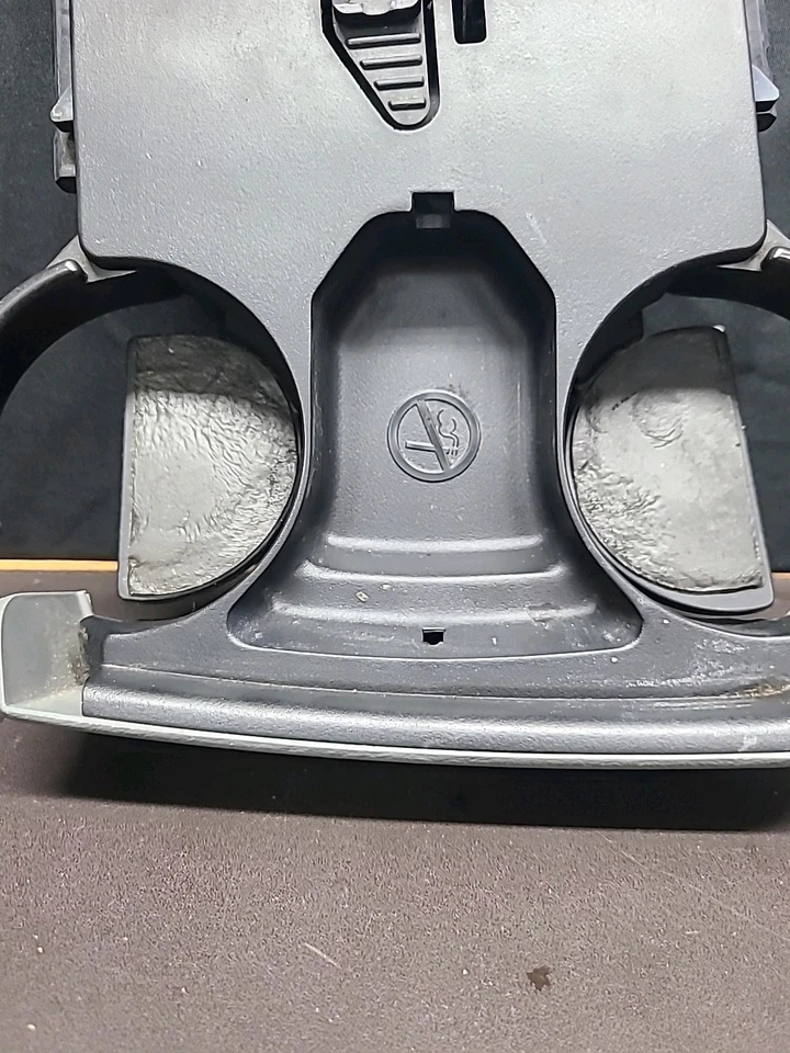 Porta-copo dianteiro Chrysler Voyager 2001 - Imagem 4 de 4