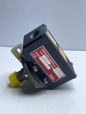SONTAY 1381V PRESSURE SWITCH PL-1381-11-V 0.5-11 BAR