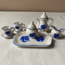 Miniature Children's/ Doll Blue & White Porcelain Tea Set, New in Box