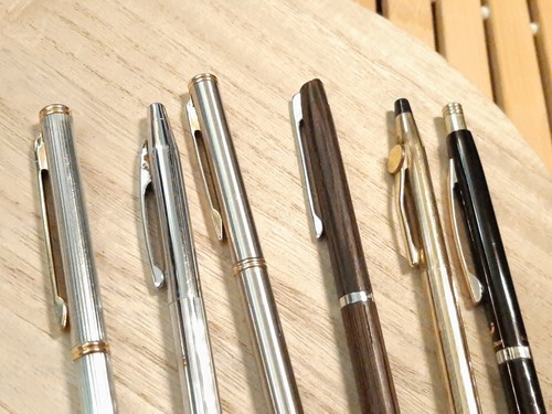 5 Vintage Ballpoint Pen Lot ~ Quill , True, Woodgrain , Cross ? ( Read) - Picture 3 of 8