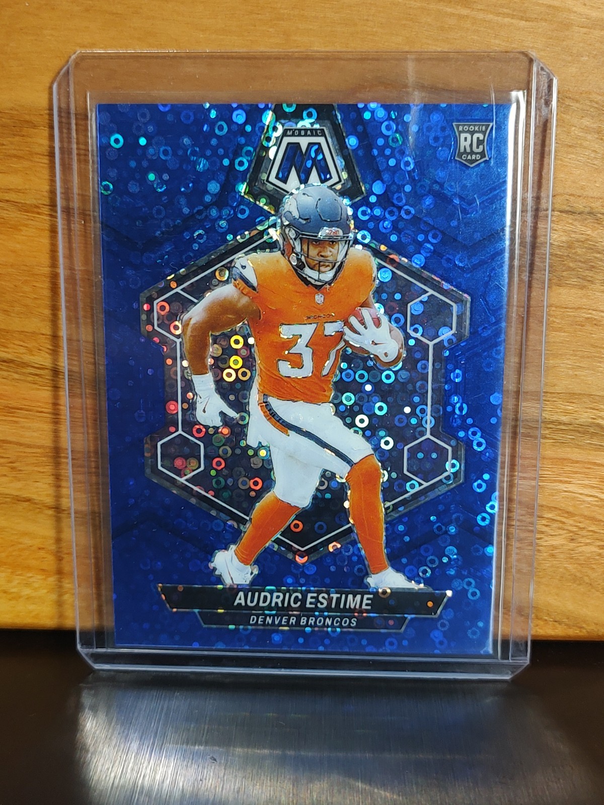 2024 Panini Mosaic - Rookies Audric Estime #392 No Huddle Blue Mosaic Prizm /75