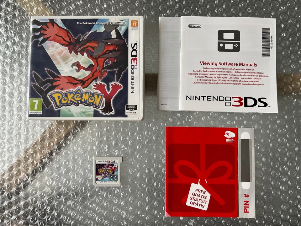 Pokemon Y Nintendo 3DS  PAL FRA NOTICE ABSENT VIP NON GRATTER, photo 1 sur 5
