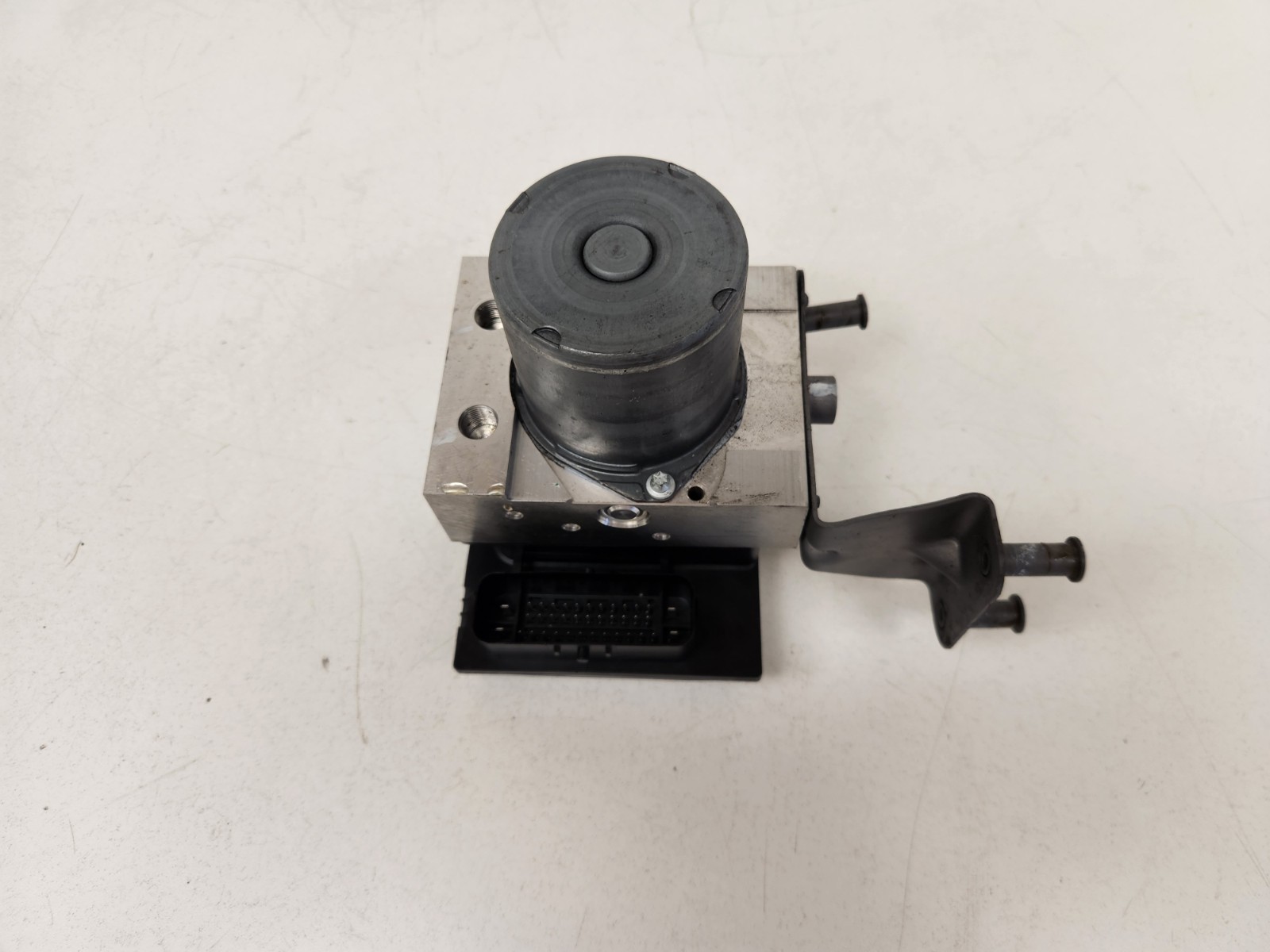 McLaren MP4-12C 2012-2014 Hydraulic pump P/N 11C0389CP