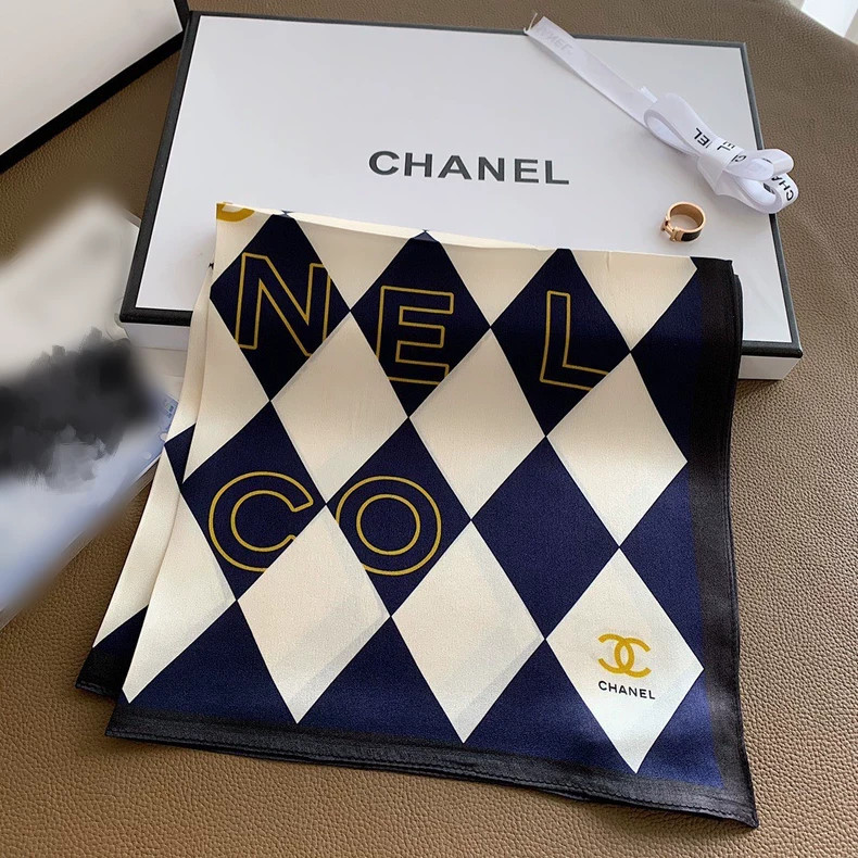 Chanel Classic Diamond Quilted Silk Women's Decorative Square Scarf/Shawl 70*70