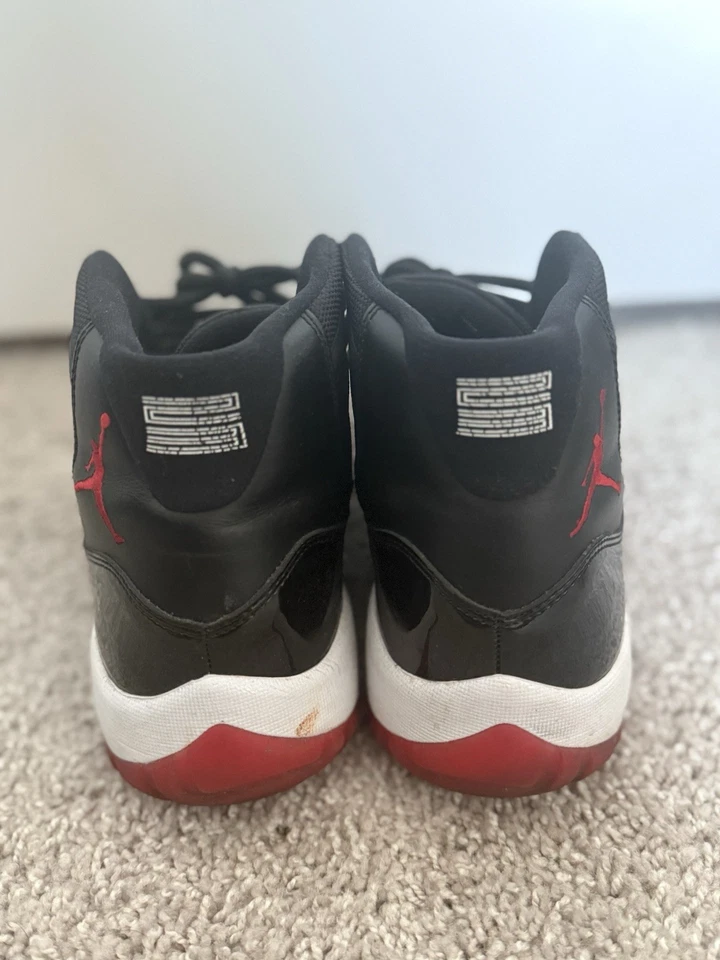 Jordan 11 Retro Bred 2012 - talla 11 SIN CAJA Foto 4 de 4