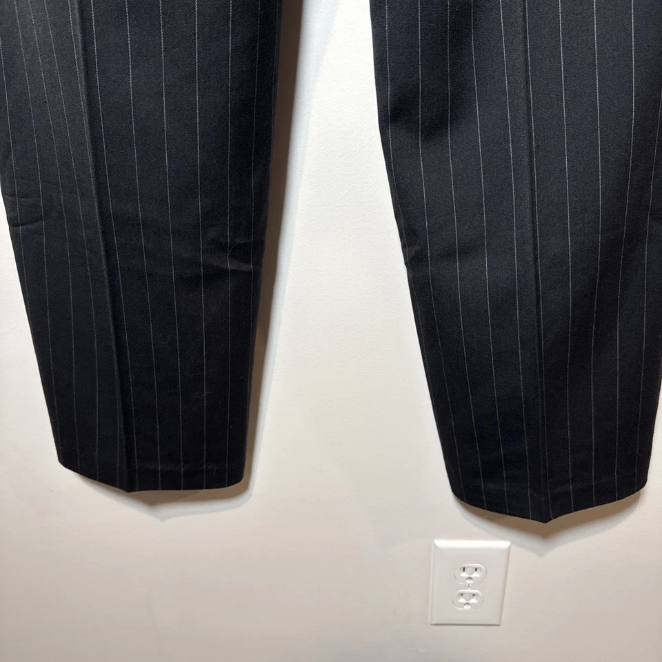 Vestido Brandini Para Hombre Negro Pin Pantalón Talla 34/32 Poliéster/Rayón Plisado Bolsillos Usado en Excelente Condición Foto 4 de 4