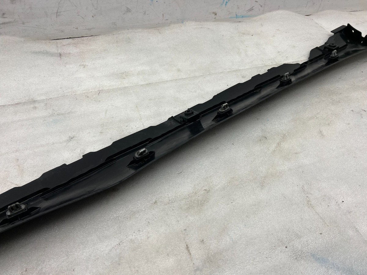 Rocker Panel Kit | TESLA MODEL 3 2022 Rocker Panel Kit | TESLA MODEL 3 2022