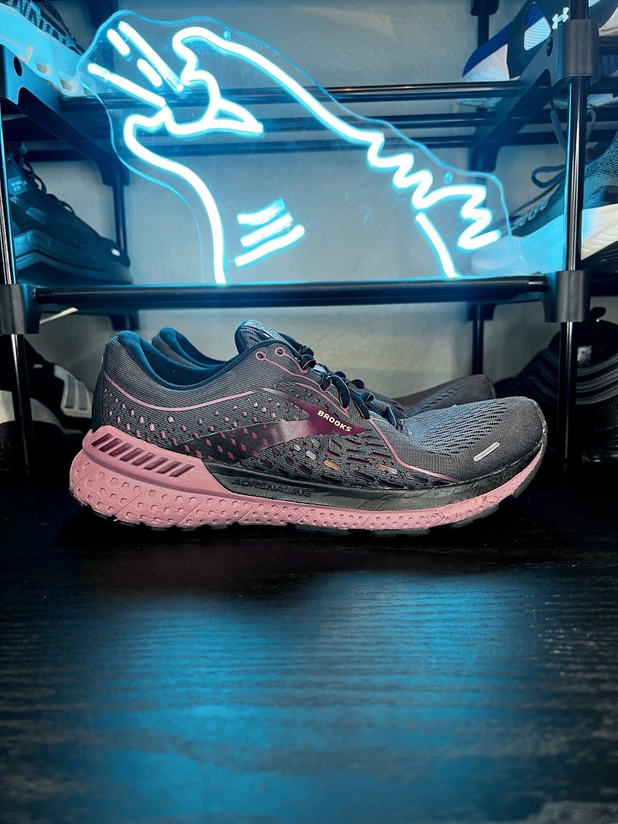 Brooks Adrenaline GTS 21 Women’s Running Gym Training Sneakers Shoes Black 