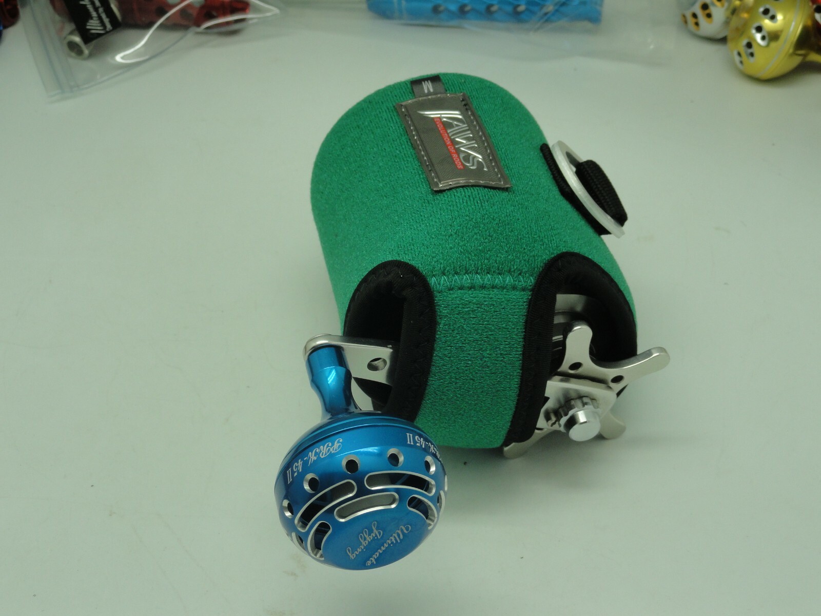 JAWS size MN COVER FOR AVET MXJ Daiwa Lexa 300 Shimano Tranx 300 TN10A reel GRN