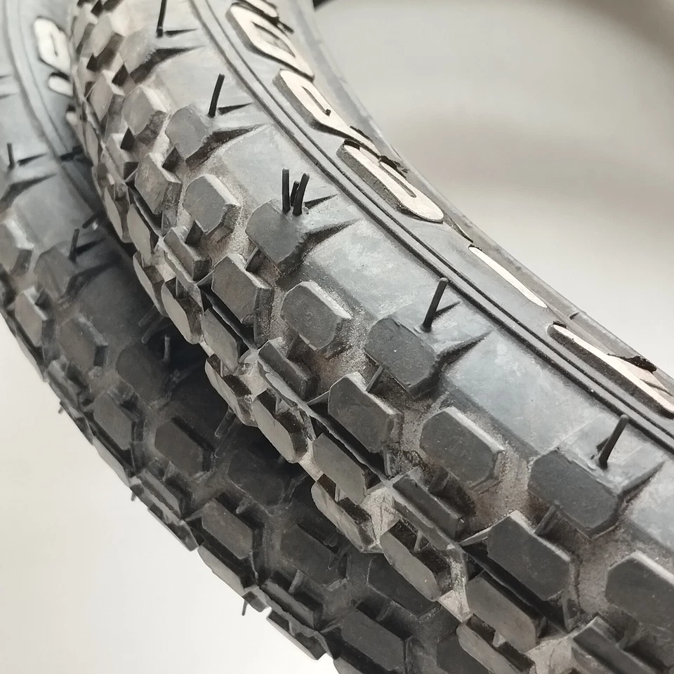 НОВЫЕ ИЗ СТАРЫХ ЗАПАСОВ 20 «X 1,75» СТАРАЯ ШКОЛА BMX МОТОКРОСС ЗАХВАТ ШИНЫ ВИНТАЖНЫЙ GT-SPORT ВЕЛОСИПЕД 1 ПАРА - Изображение 2 из 4