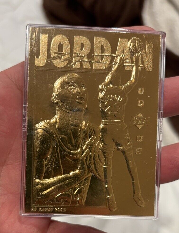 1995 Upper Deck Michael Jordan 23kt Gold Foil Sculpted 1995 Upper Deck Michael Jordan 23kt Gold Foil Sculpted