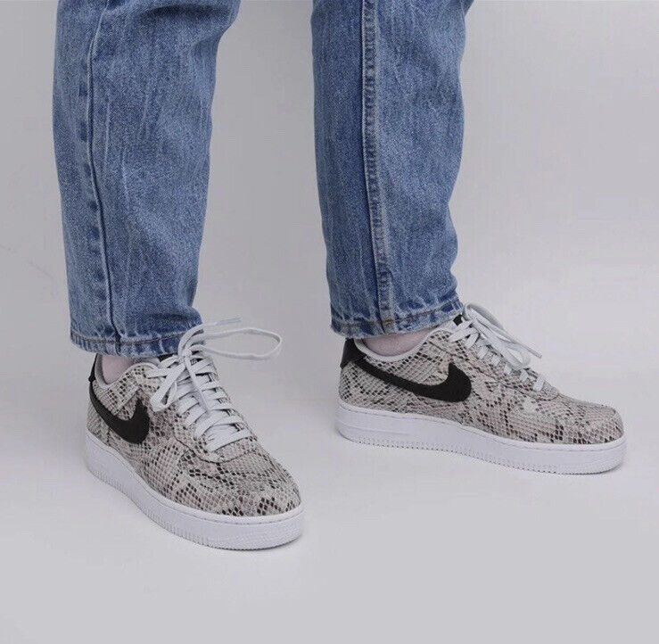 Nike Air Force 1 '07 Premium Sneaker - BQ4424-100 Nike Air Force 1 '07 Premium Sneaker - BQ4424-100