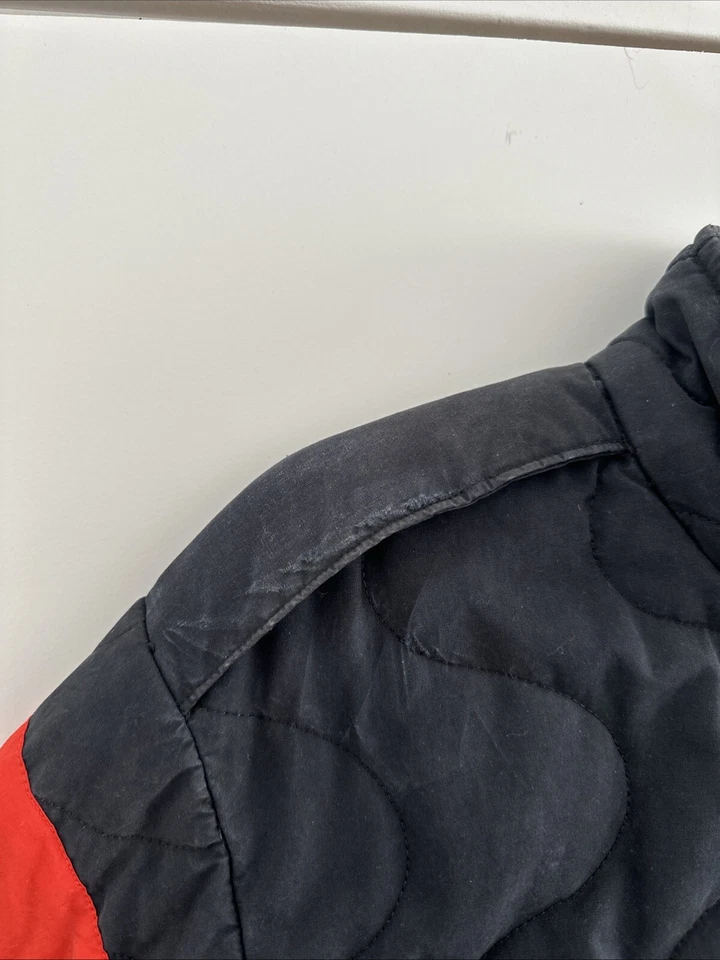 大号 Kith 宝马绗缝夹克 - 黑色 — 第 4/4 张图片